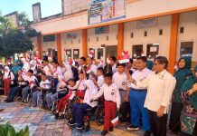 BAZNAS Ponorogo Berikan Bantuan Perlengkapan Sekolah, Siswa SLB A Aisyiyah Ponorogo Pancarkan Senyum Kebahagiaan